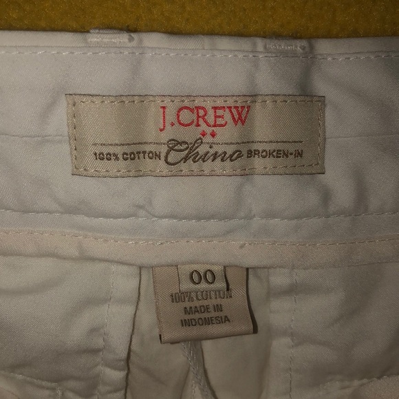 J. CREW white chino shorts - Picture 3 of 3